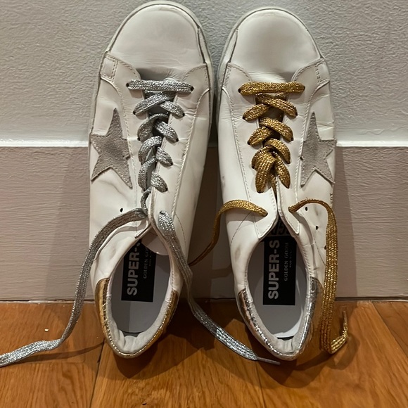 NWT Golden Goose Superstar Sneakers Size 40 - Picture 1 of 4